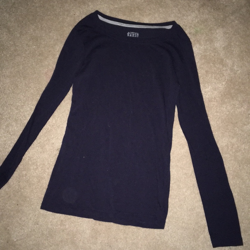 Navy blue long sleeve tee